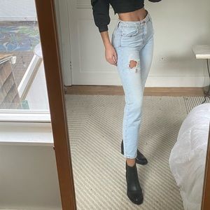 Zara Light Wash Distressed Mom Jeans